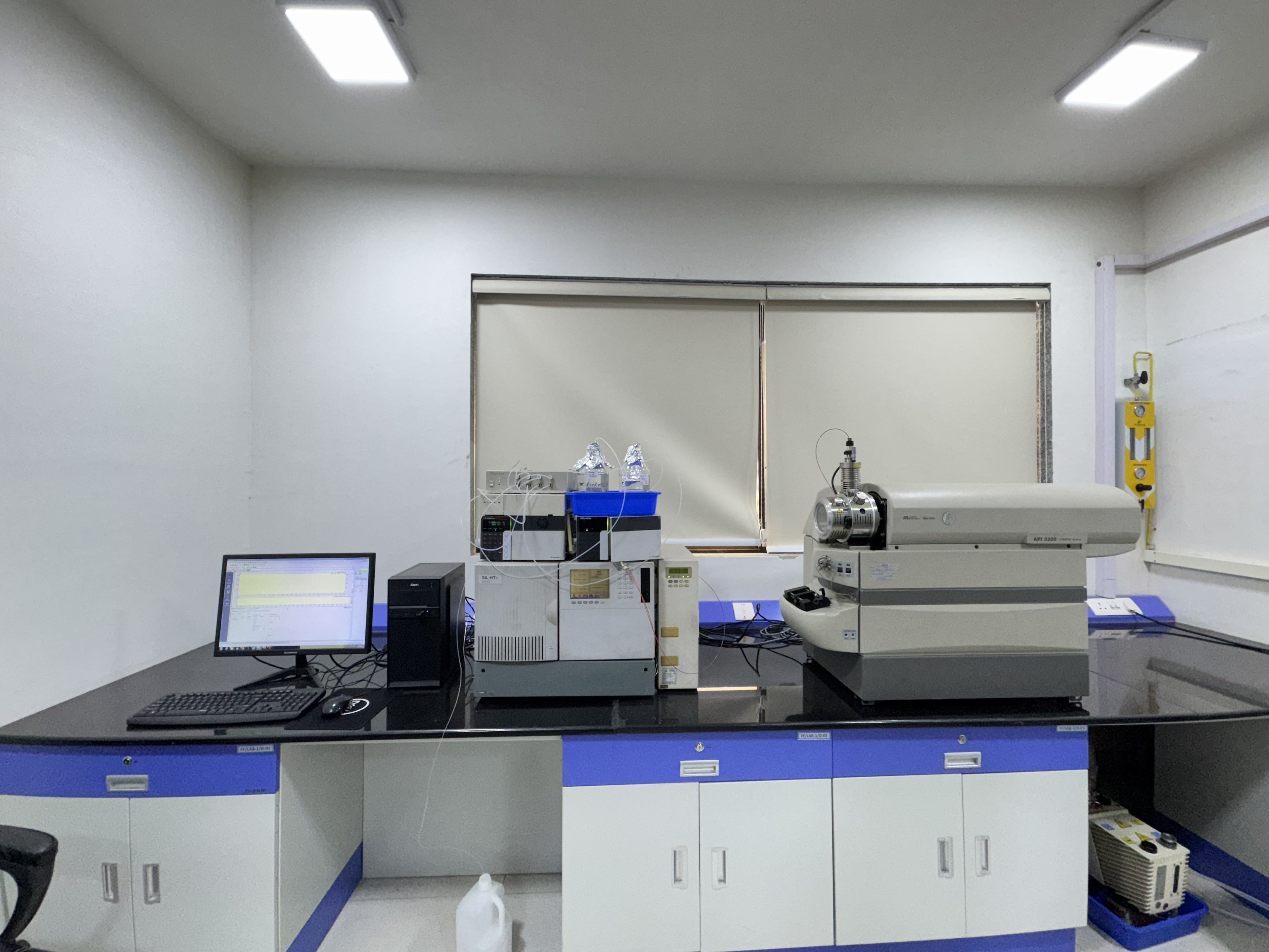 Laboratory Facility 5